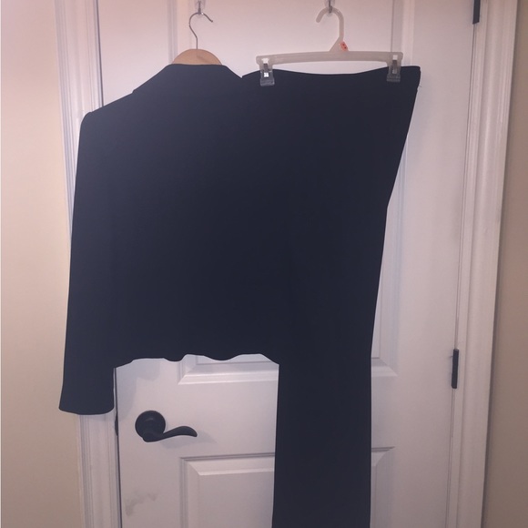 Sandra Angelozzi pantsuit set - Picture 3 of 4